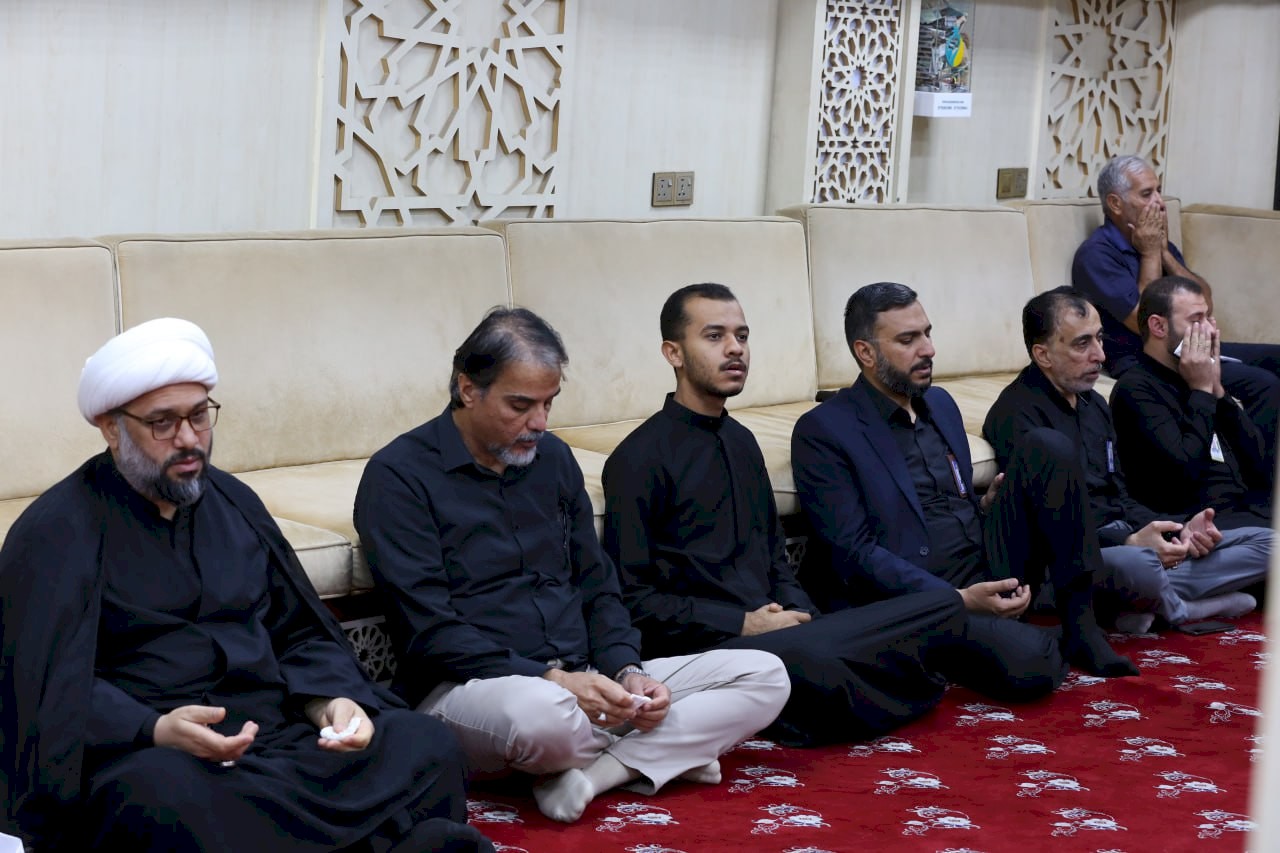 مركز تراث البصرة يرفع راية الحزن لإحياء ذكرى رحيل رسول الرحمة نبينا محمد (صلى الله عليه وآله)
