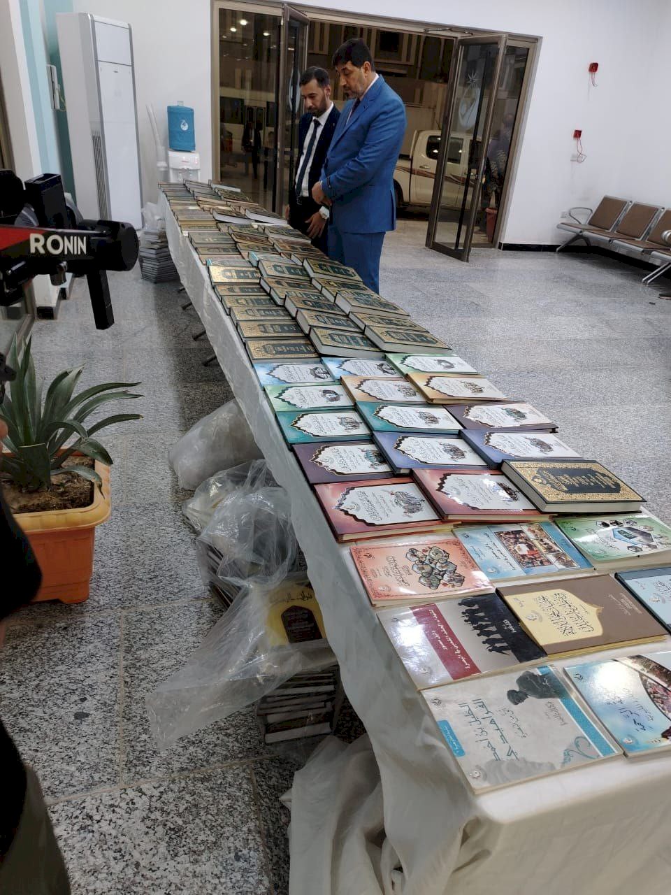 بمناسبةِ أسبوعِ ولادةِ السَّيِّدةِ الزهراء (عليها السَّلام) مركزُ تراثِ البصرةِ يشاركُ في معارضَ للكتابِ ضمنَ فعَّالياتِ المحافلِ القرآنيةِ في البصرةِ