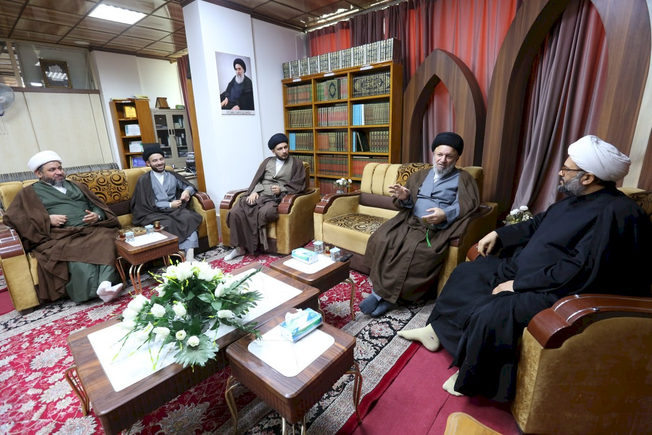 مركزُ تراثِ البصرةِ  يستقبلُ سماحةَ السيِّدَ عبد الحسين القاضيّ