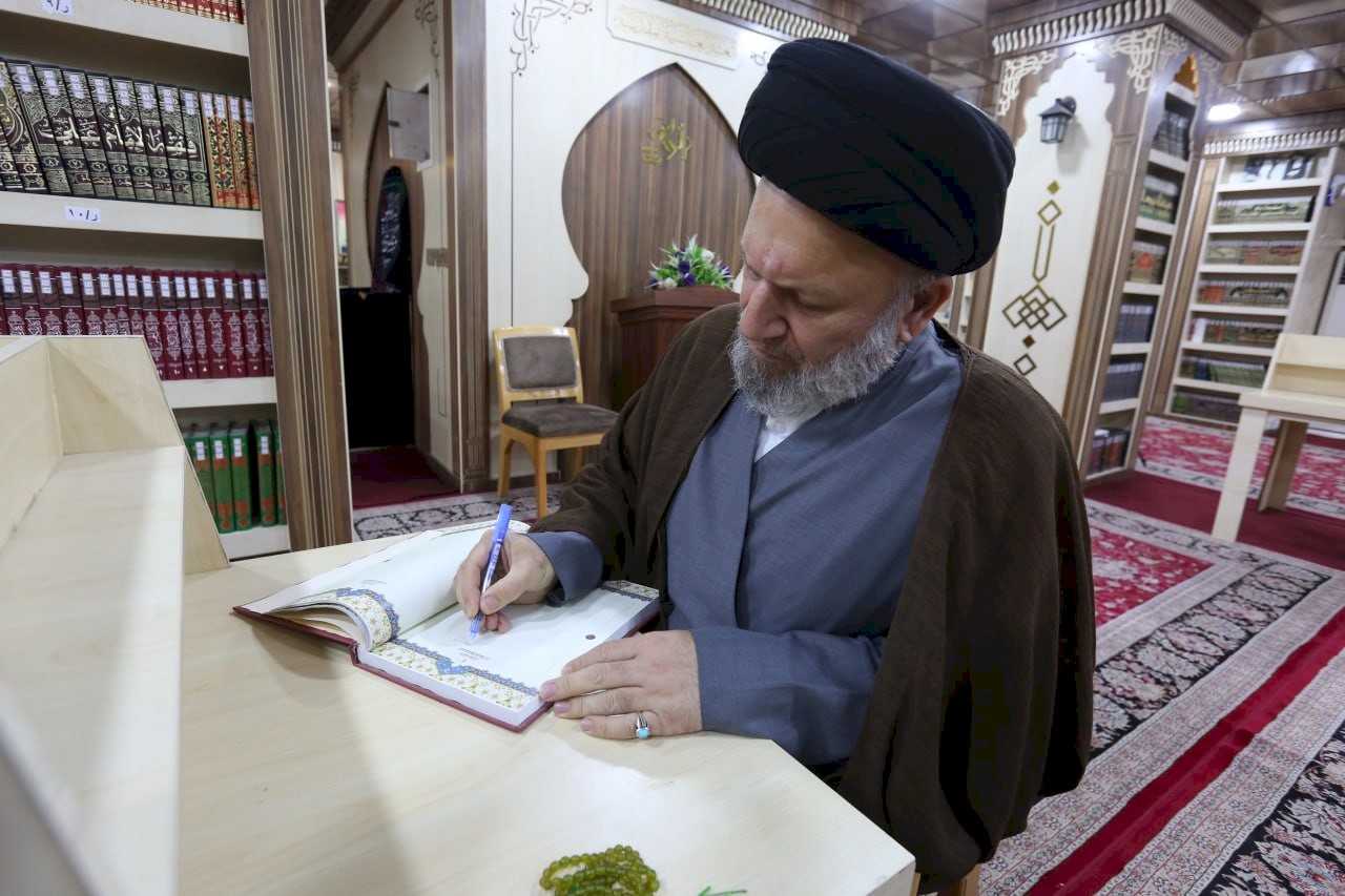مركزُ تراثِ البصرةِ  يستقبلُ سماحةَ السيِّدَ عبد الحسين القاضيّ