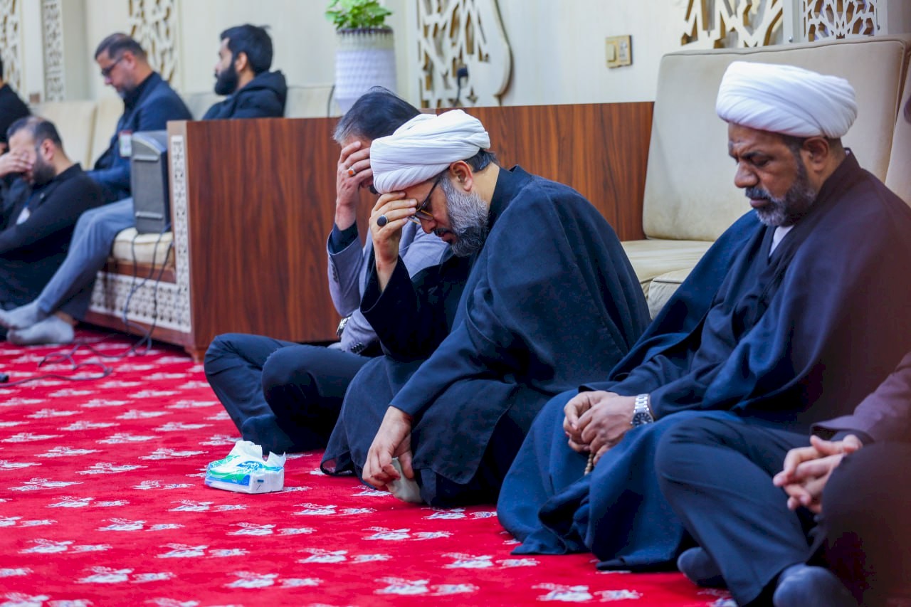 لمناسبةِ استشهاد الإمام الكاظم ( عليه السَّلام )، مركزُ تراثِ البصرةِ يقيمُ مجلساً للعزاء