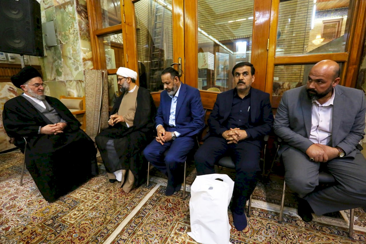 مركز تراث البصرة ينفّذ مجموعة من الزيارات العلمية في مدينة النجف الاشرف