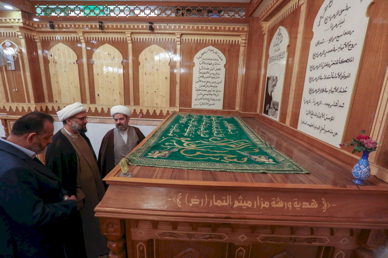 مركز تراث البصرة ينفّذ مجموعة من الزيارات العلمية في مدينة النجف الاشرف
