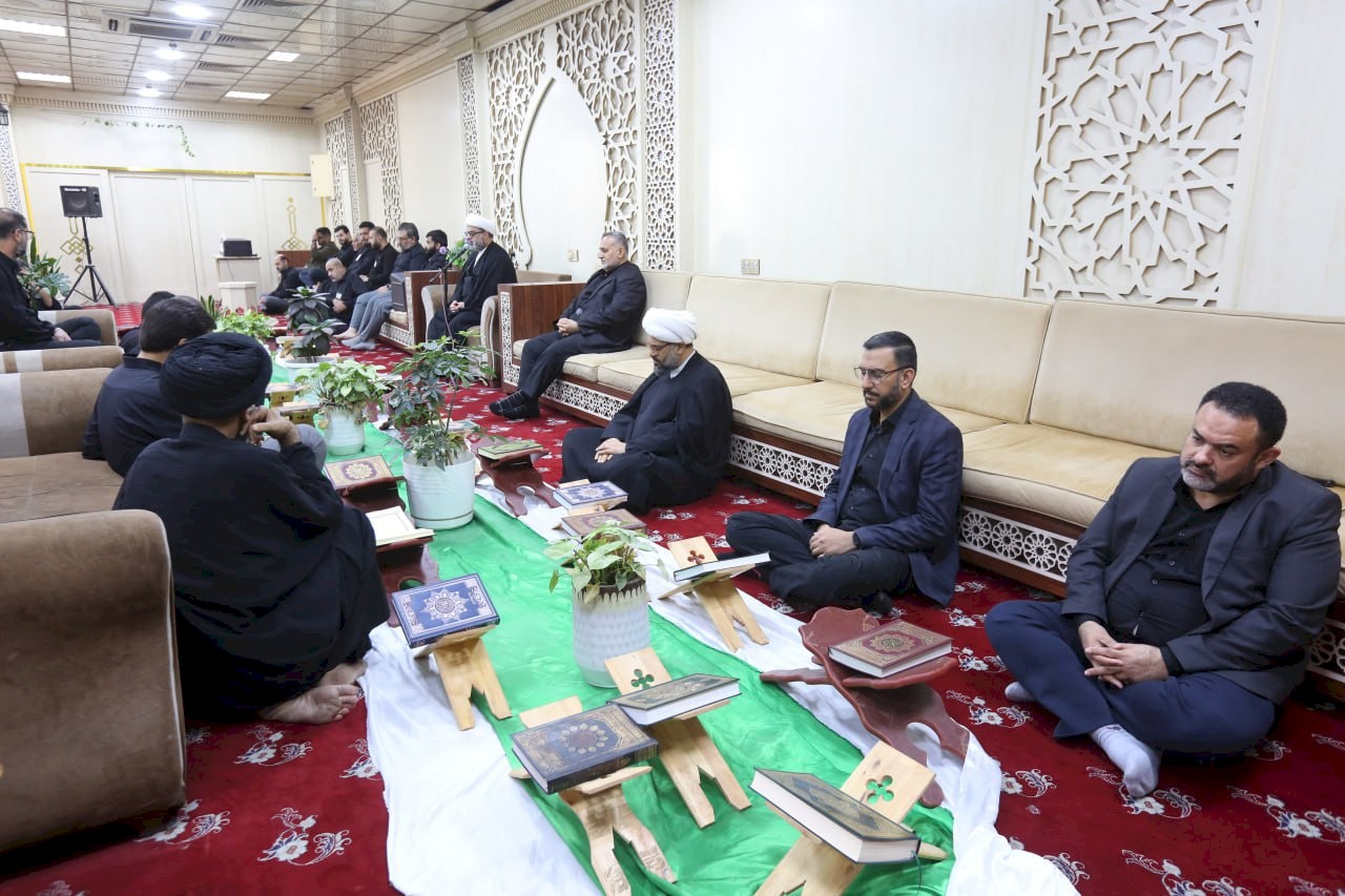 (مَركَزُ تُراثِ البصْرةِ) يرفعُ رايةَ الحُزنِ بالذِّكرى الأليمةِ لاستشهادِ أميرِ المُؤمنينَ الإمامِ عليِّ بنِ أبي طالبٍ (عليهِ السَّلامُ).