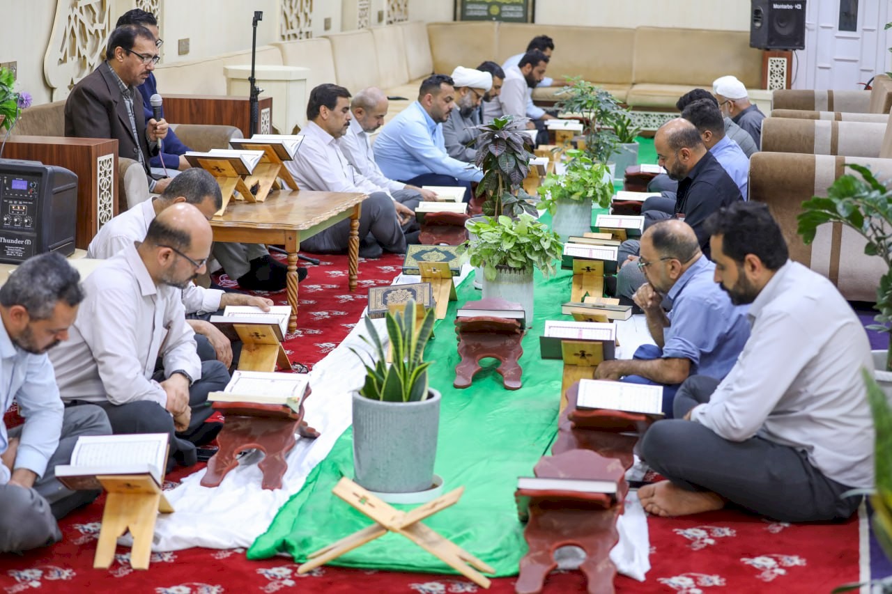 اختتامُ البرنامجِ القرآنيِّ الرمضانيِّ المبارك في مركزِ تراثِ البصرةِ