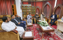 وفدٌ من مثقفي مدينة البصرة يزورُ مركزَ تراثِ البصرةِ