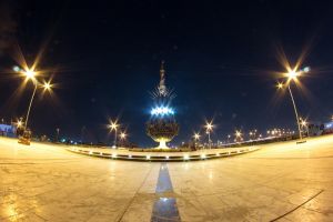جمال مدينة البصرة في الليل (ساحة الحرية) - مكان الالتقاط: البصرة
المصور: اعلام مركز تراث البصرة - محمد ستار