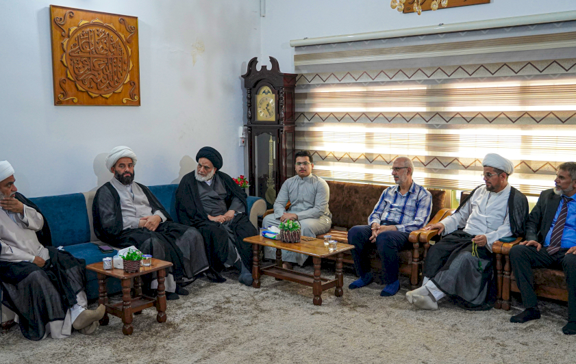 مركز تراث الحلّة يستقبل أساتذة من الحوزة العلميّة الشريفة