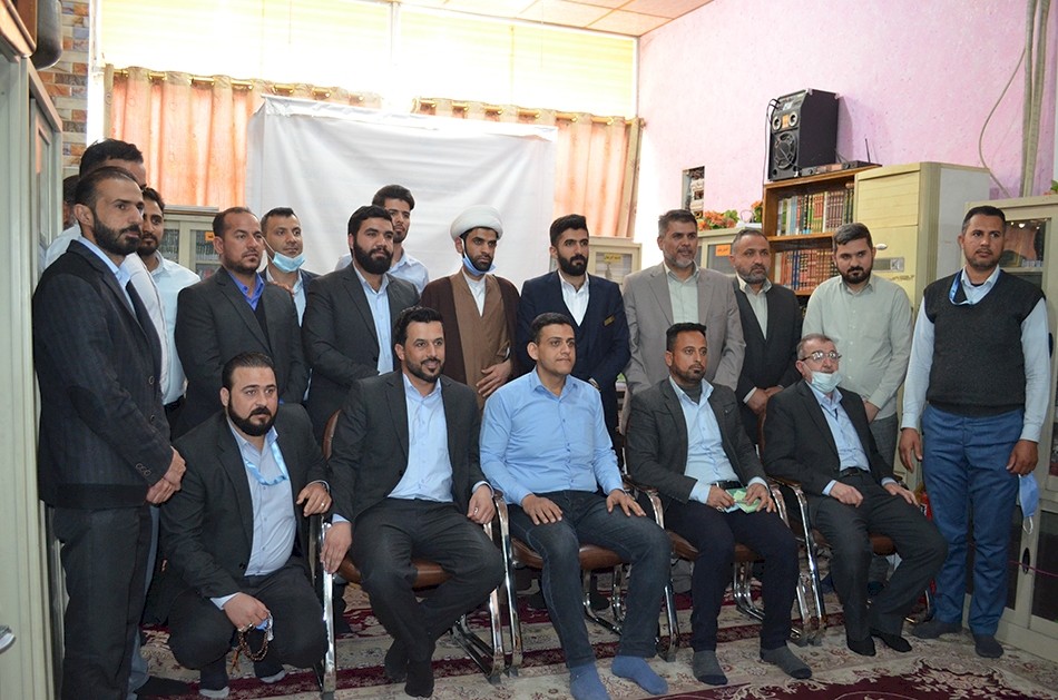 فن التعامل مع وسائل التواصل الاجتماعي