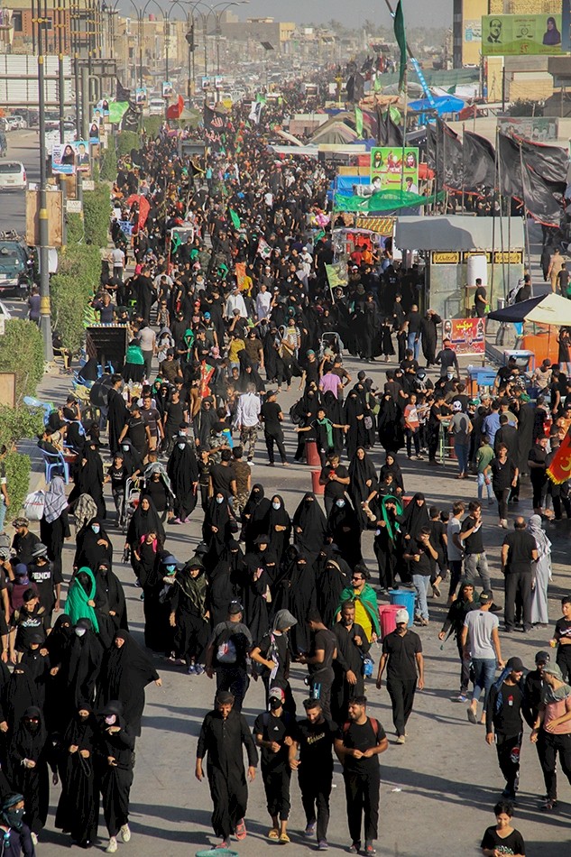 بالصور: موجات بشرية تتدفق نحو قلعة الحرية