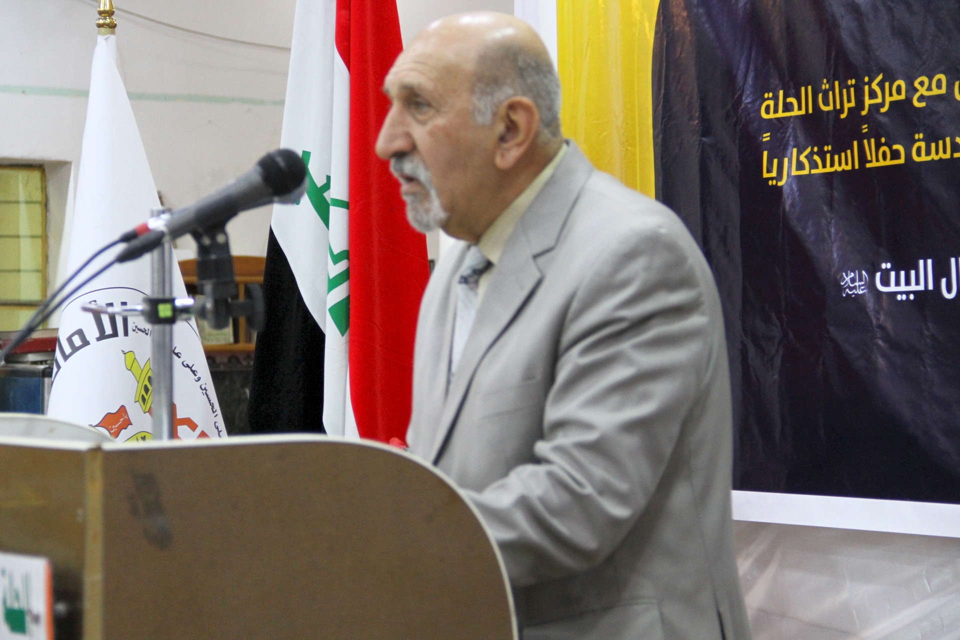 الشيخ عبد الحسين  الحلي شيخ الأدباء ورائد القضاء
