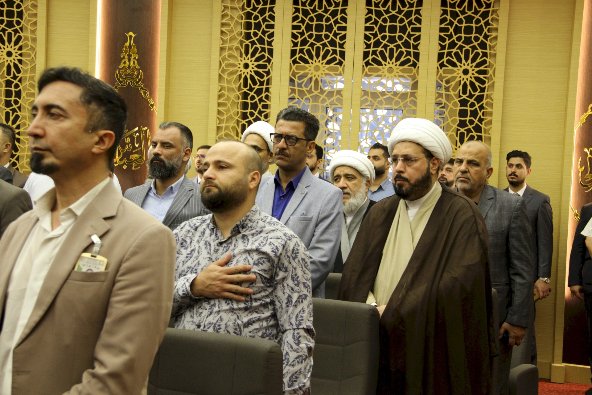 الشيخ الخويلدي يحضر مؤتمر فتوى الدفاع الكفائيّ المقدَّسة الخامس