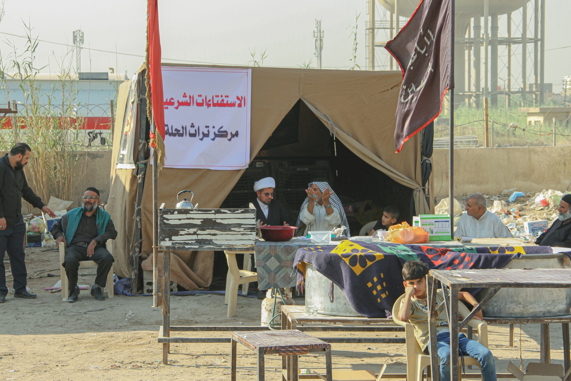 استمرار خدمة زوار الامام الحسين عليه السلام في موكب مركز تراث الحلة
