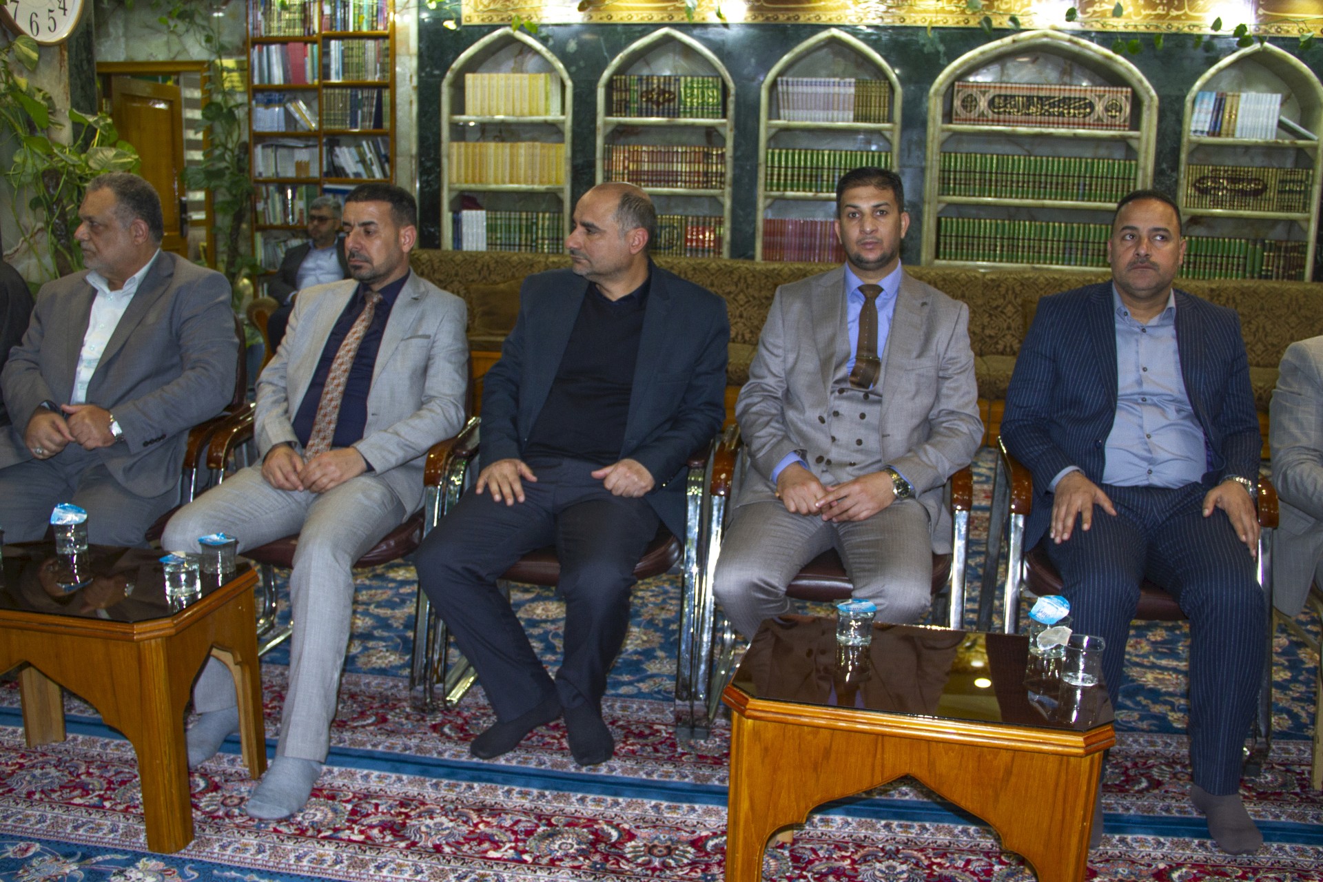 سماحة المتولي الشرعي للعتبة الحسينية (دام عزه) يلتقي وفدًا من اللجنة التحضيرية والعلمية لمؤتمر الزهراء (عليها السلام)