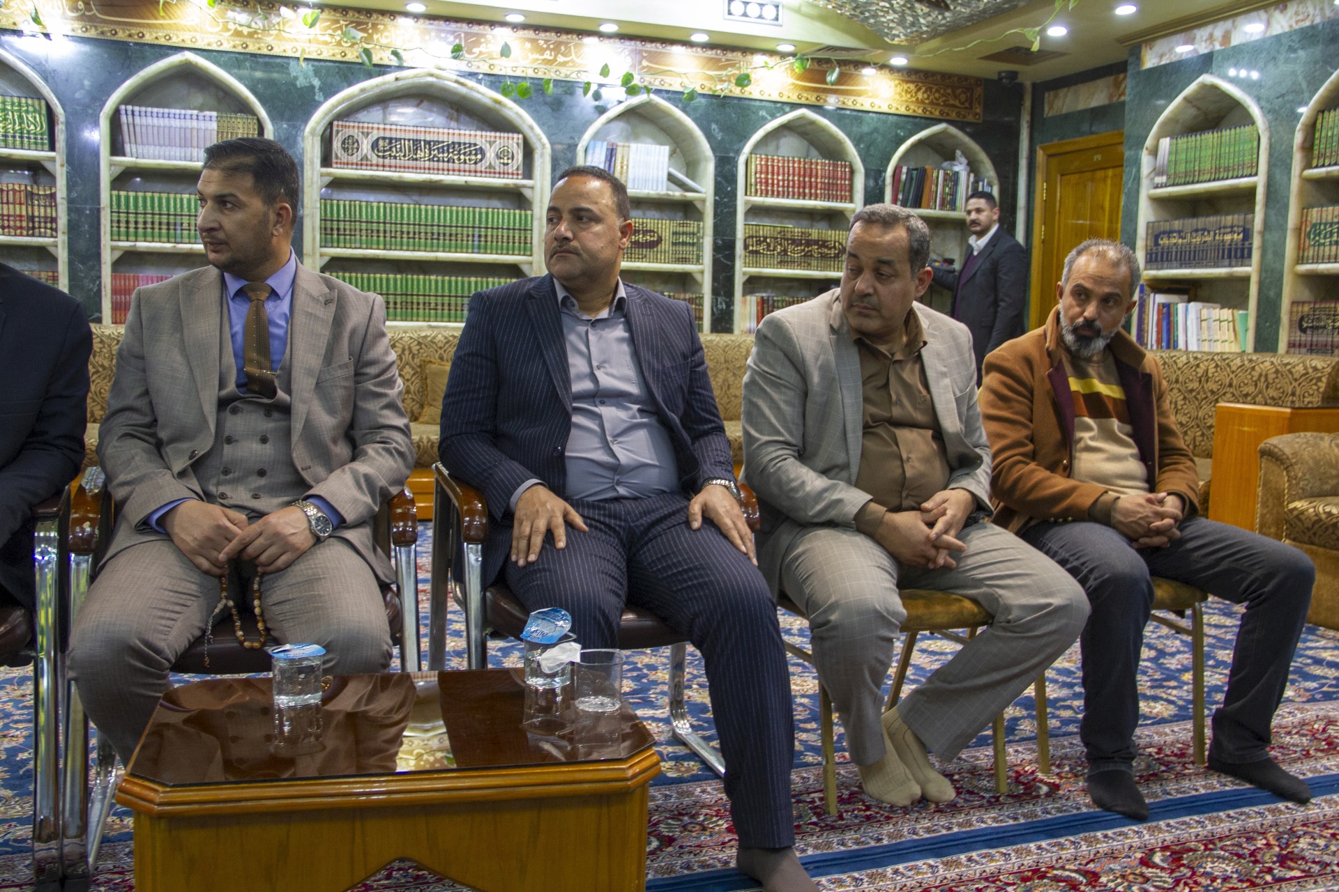 سماحة المتولي الشرعي للعتبة الحسينية (دام عزه) يلتقي وفدًا من اللجنة التحضيرية والعلمية لمؤتمر الزهراء (عليها السلام)