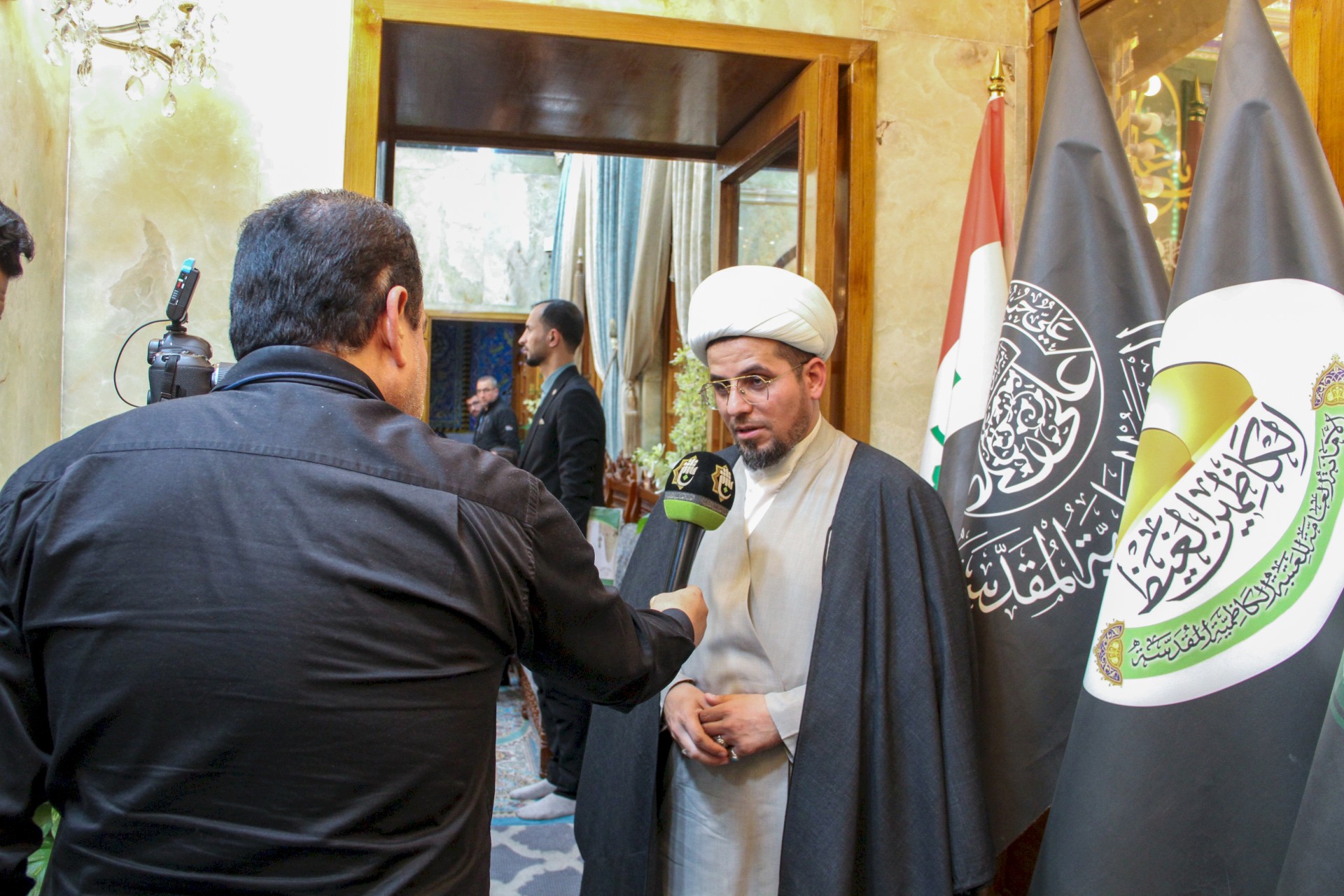 لقاء سماحة المتولي الشرعي للعتبة العباسية المقدسة بوفد مؤتمر الزهراء الدولي