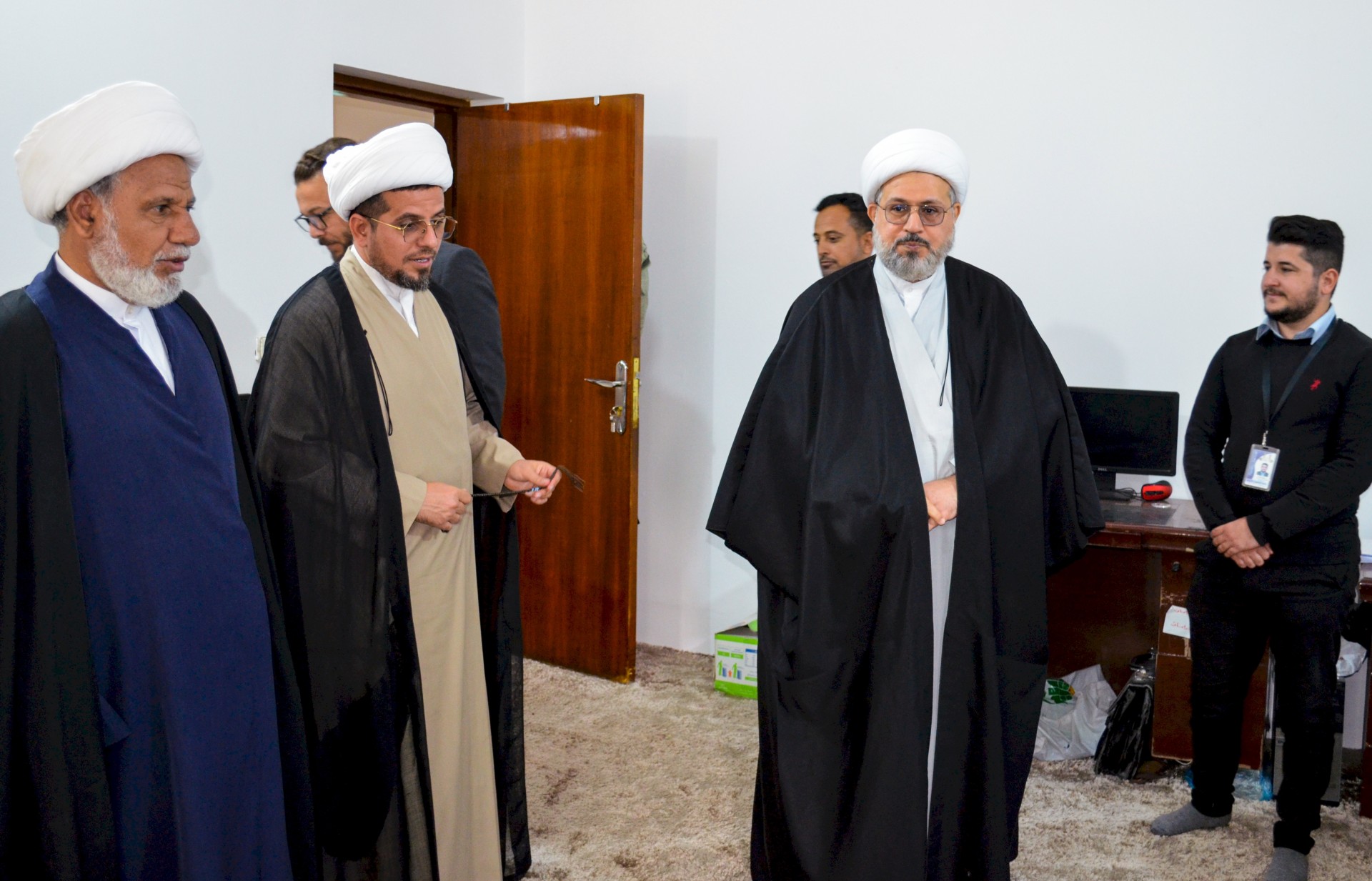 وفد قسم شؤون المعارف الإسلاميَّة والإنسانيَّة في رحاب مركز تراث الحِلَّة