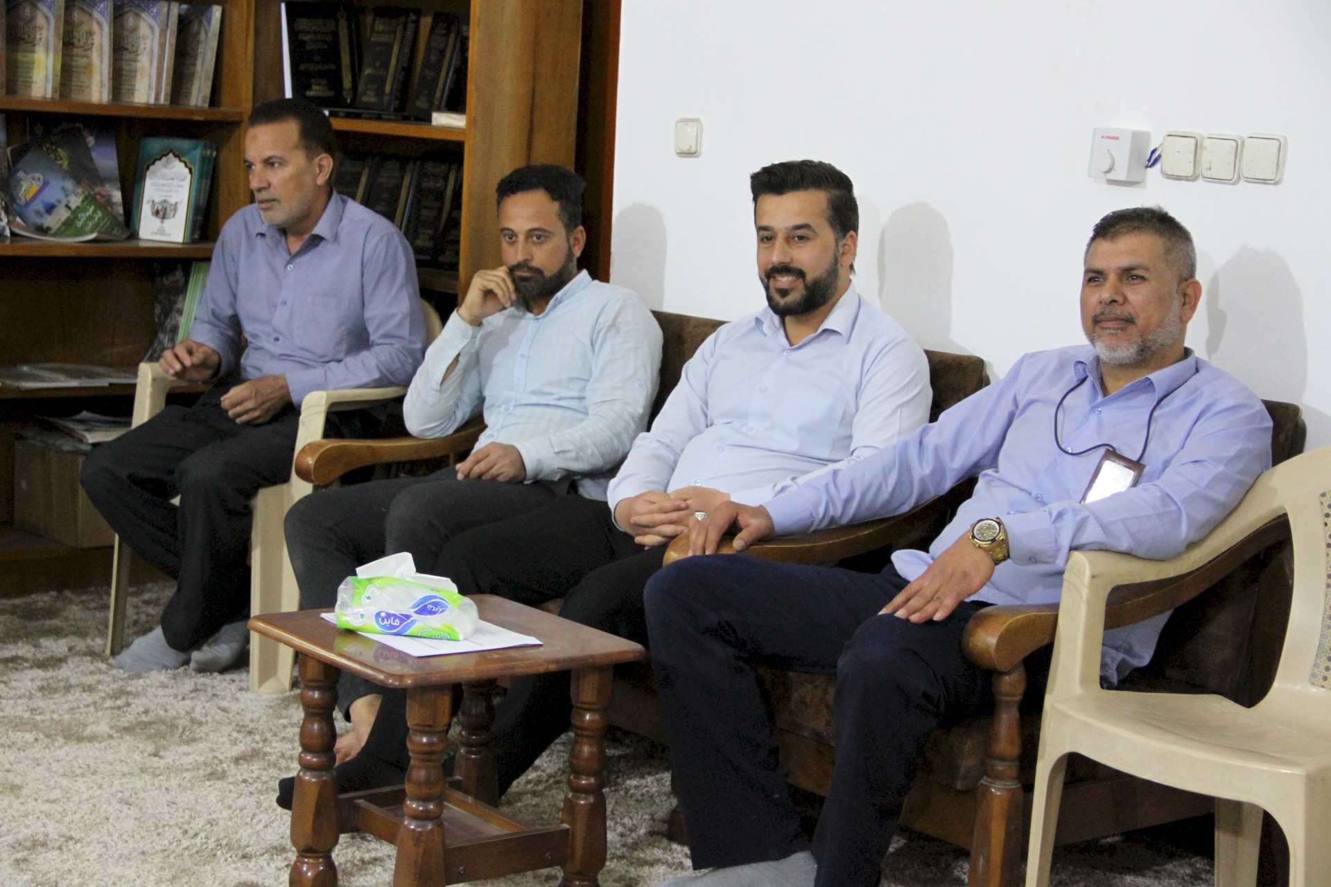 إدارةُ مركز تراث الحِلَّة تجتمع بكوادرها