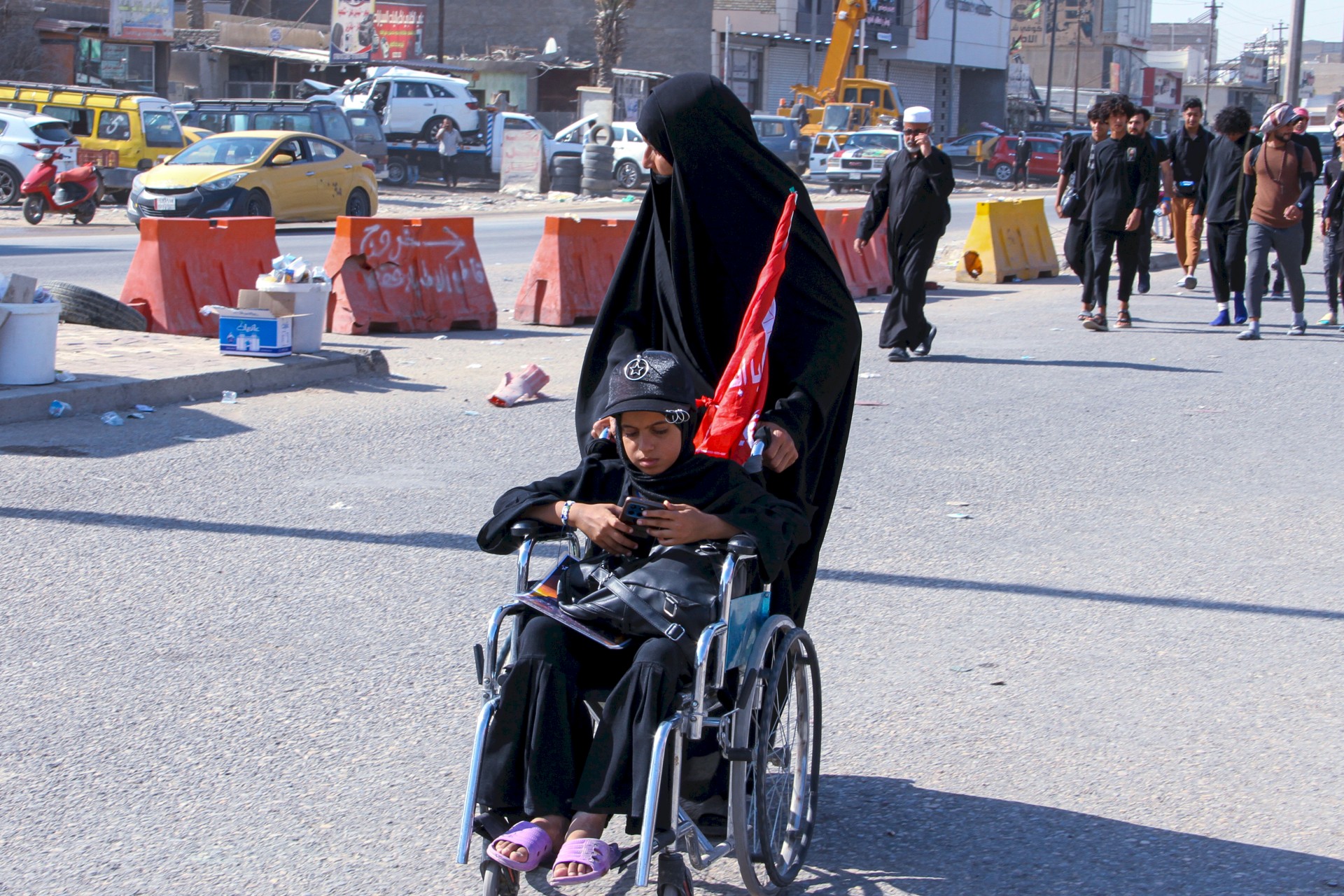 استمرار مركز تراث الحلة بتقديم الخدماتِ لزائري اربعينية الامام الحسين (عليه السلام )