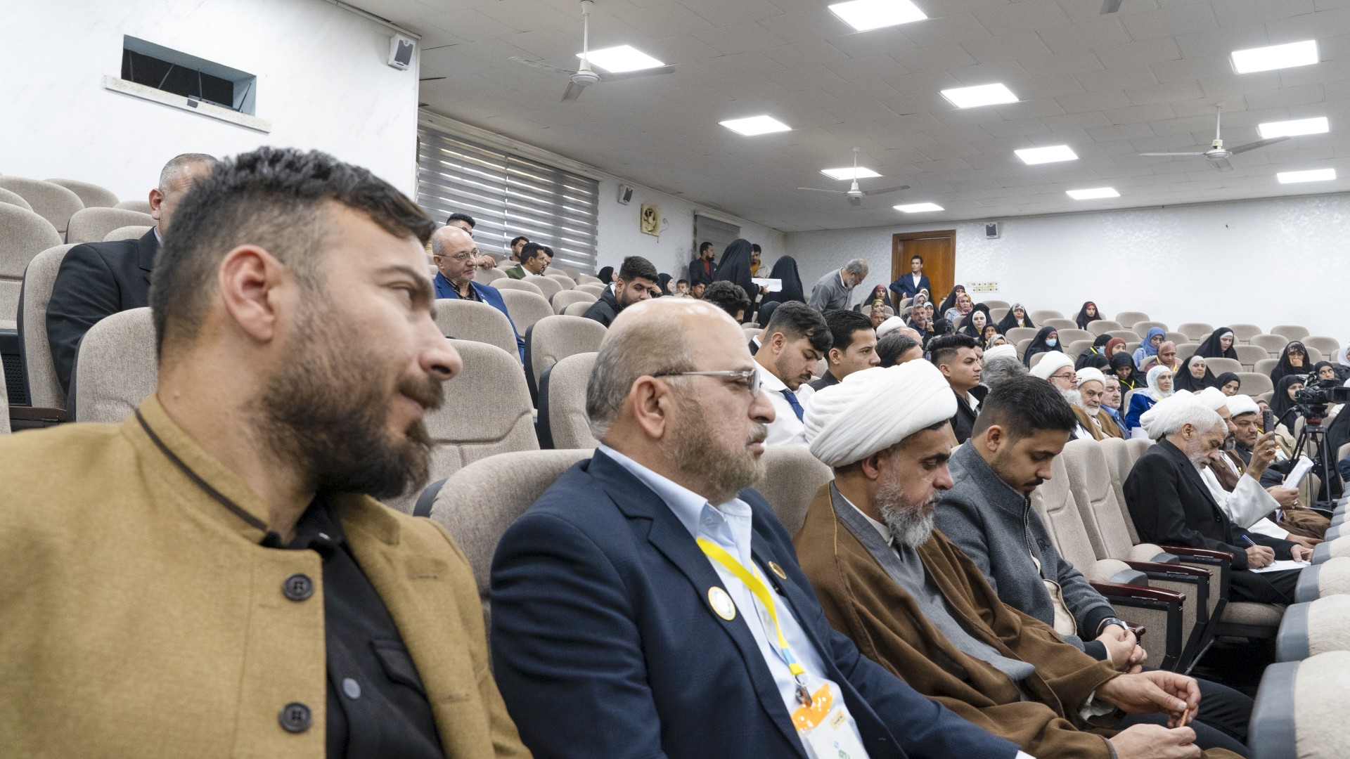 بمناسبة مولدها المبارك (عليها السلام) انطلاقُ فعَاليّات المؤتمر العِلميّ الدوليّ الثّالث