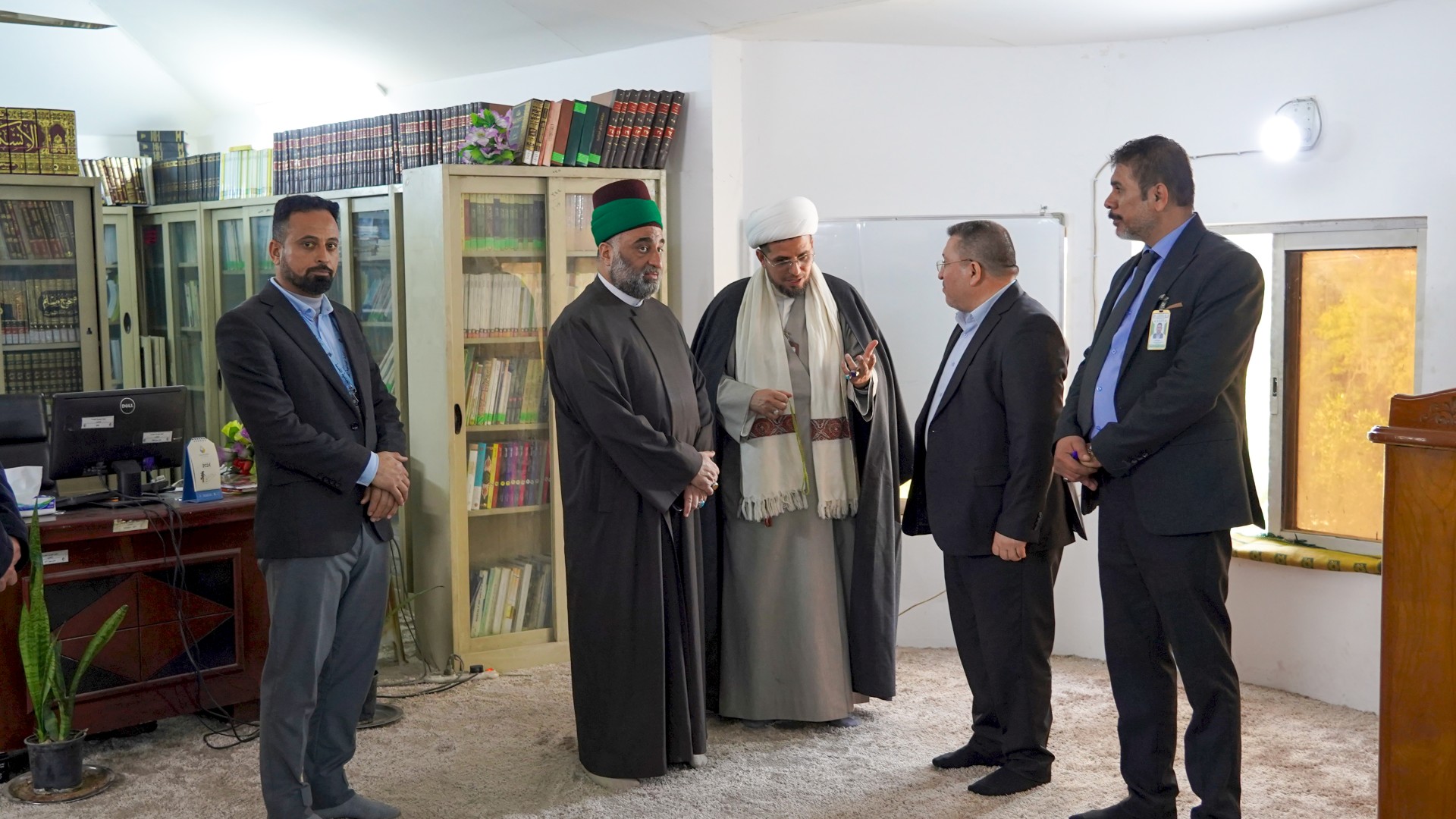 الأمين العام للعتبة العبّاسية المقدسة في رحاب مركز تراث الحلة