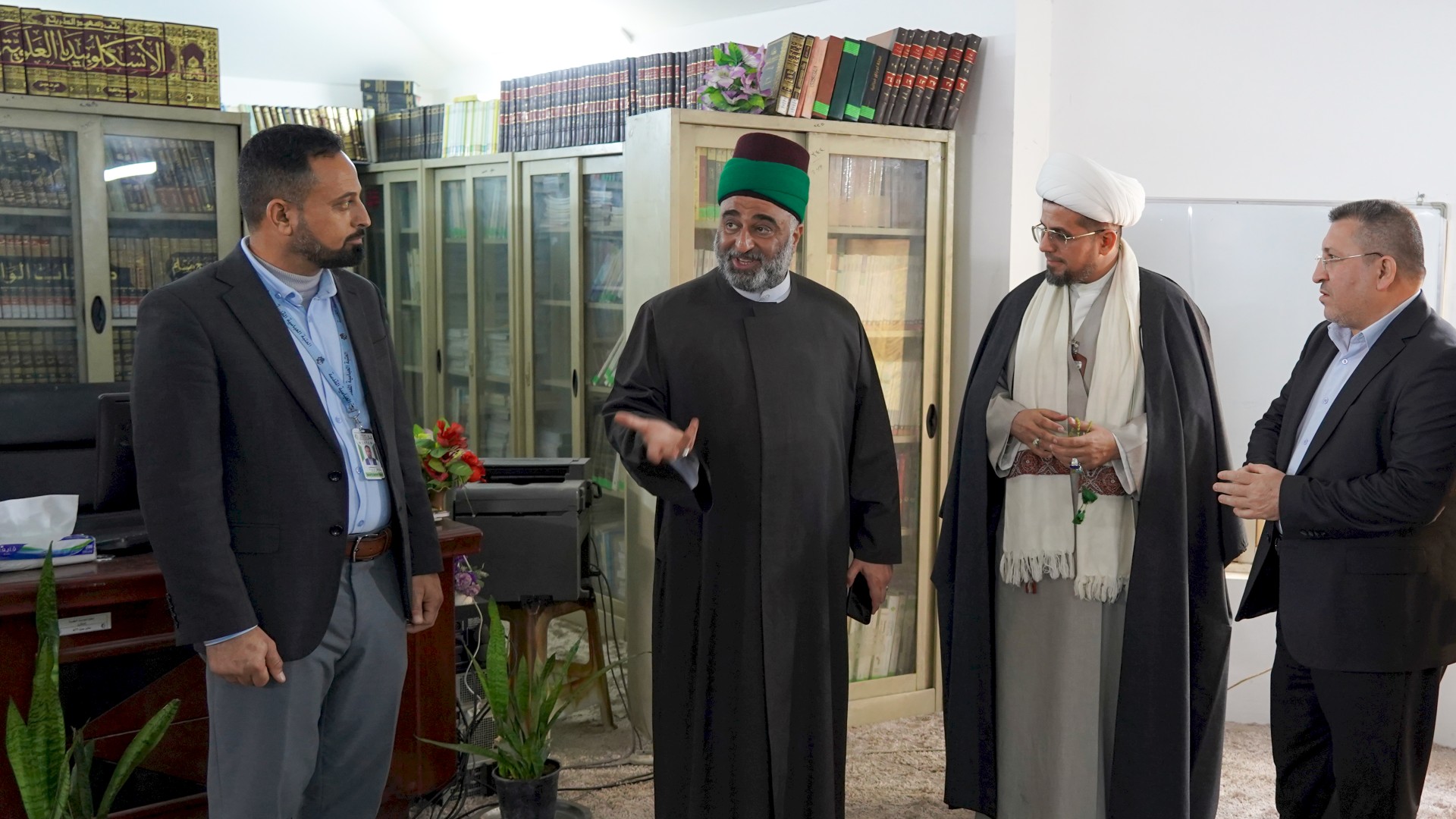 الأمين العام للعتبة العبّاسية المقدسة في رحاب مركز تراث الحلة