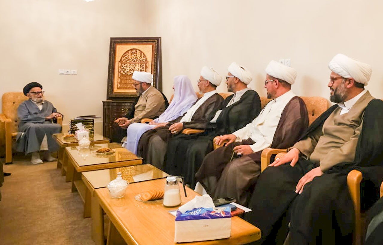 الشيخ الخويلديّ في وفد العتبة العبَّاسيَّة المقدَّسة