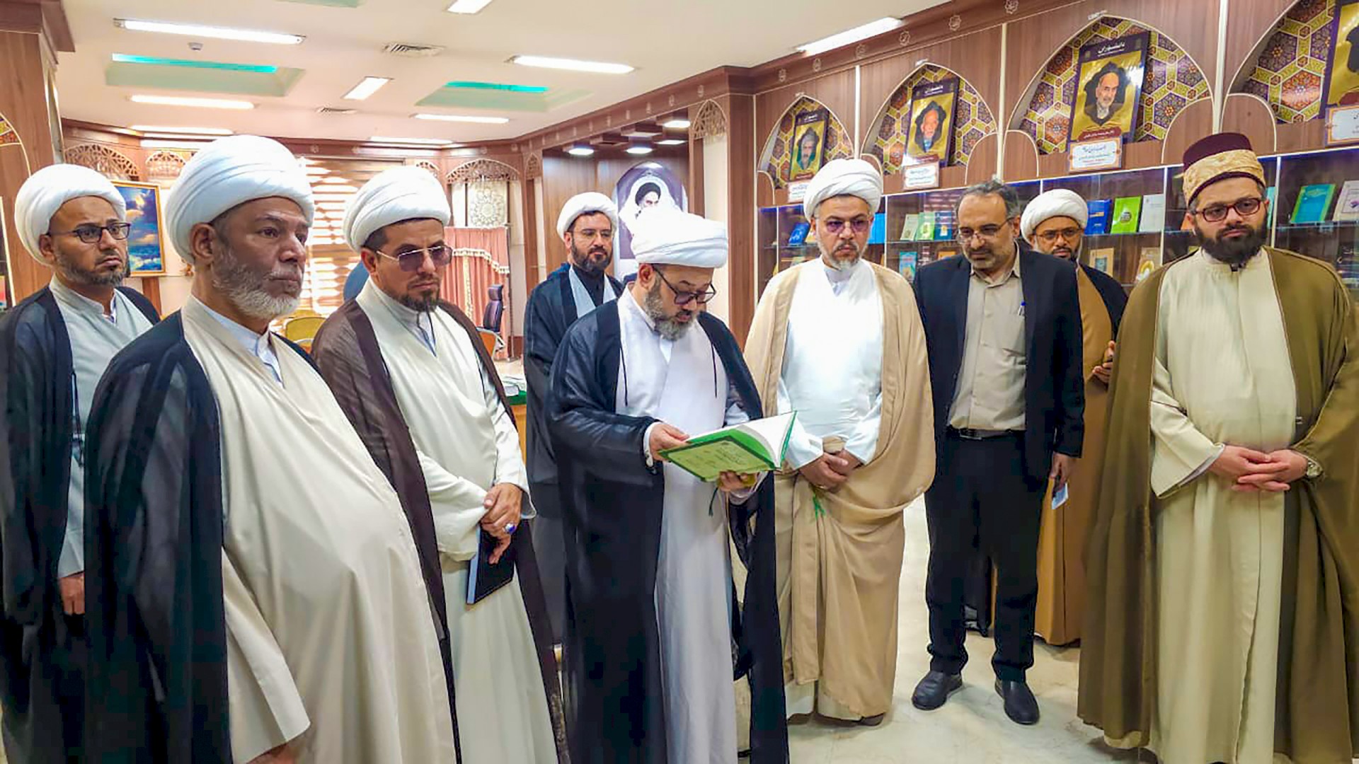 وفد العتبة العباسية يُحقّق أقصى الاستفادة من زيارته لإيران