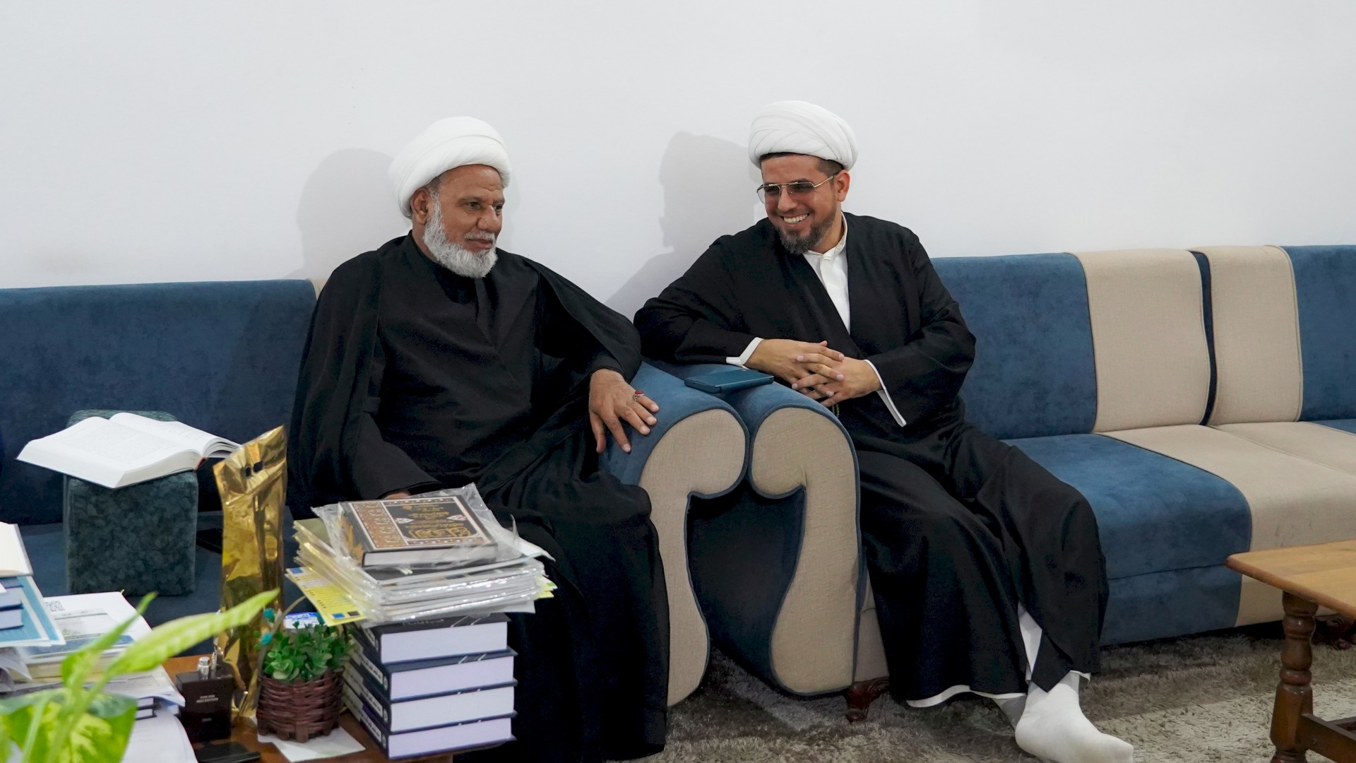 الشيخان عليّ الأسدي وعامر المعموريّ في ضيافة مركز تراث الحلة