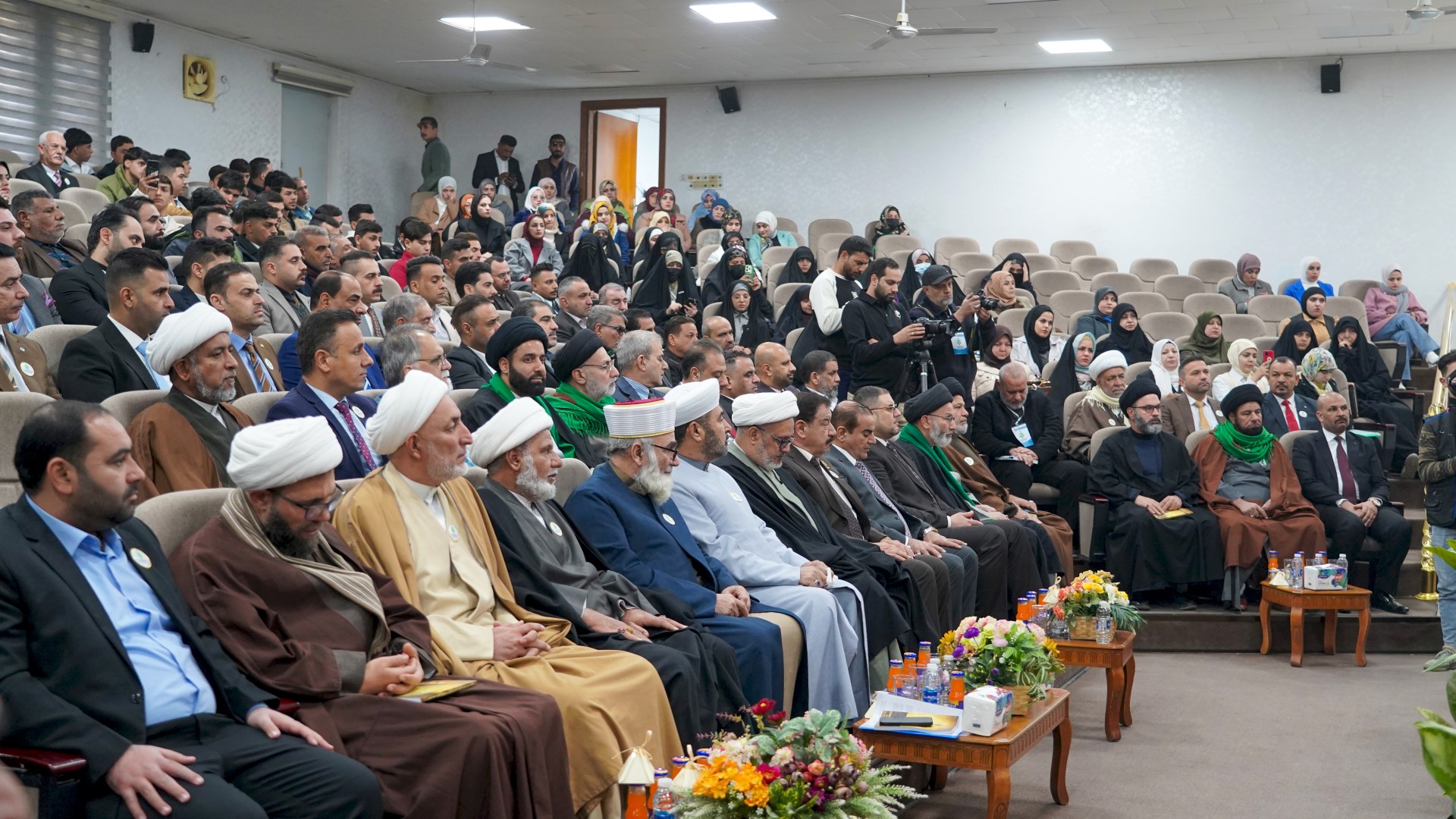 انطلاق فعاليات المؤتمر العلمي الدولي الرابع عن السيدة فاطمة الزهراء -عليها السلام -