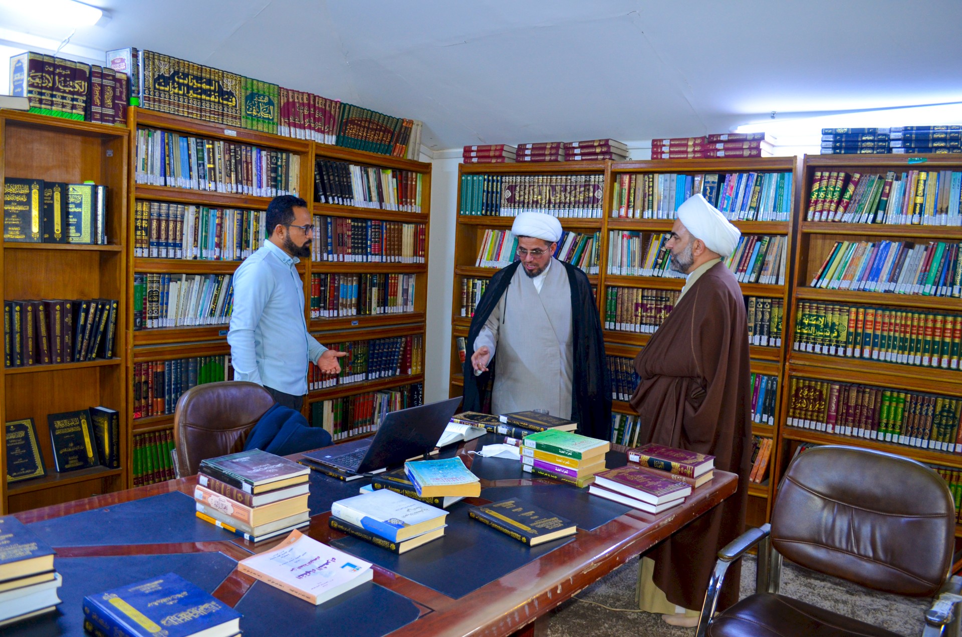 الشيخ الكُميتيّ في ضيافة مركز تراث الحلّة