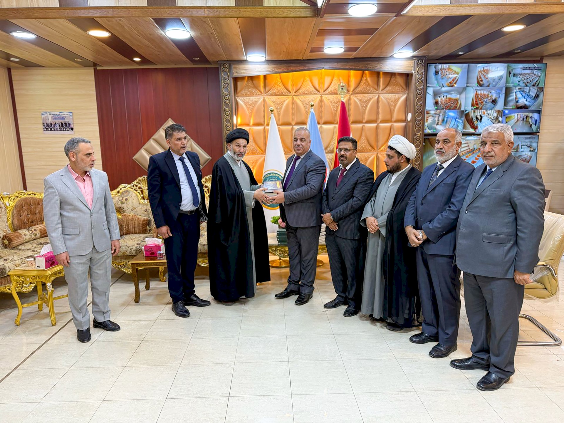 وفدُ المُؤتمر العلميّ الدّوليّ لسيّدة نِساء العالمين (عليها السلام) في ضيافةِ جامعَتَي ميسان، وديالى