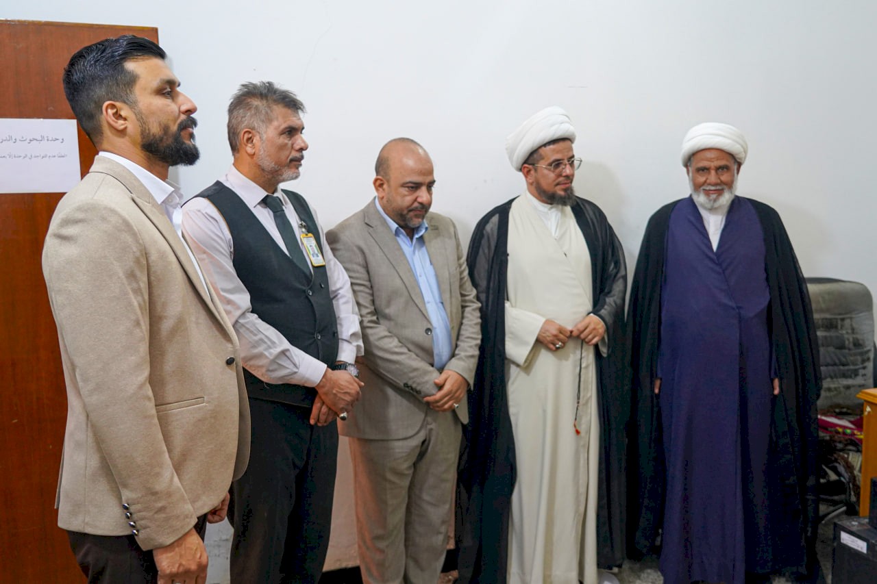 رئيس قسم شؤون المعارف الإسلامية والإنسانيّة يزور مركز تراث الحلّة