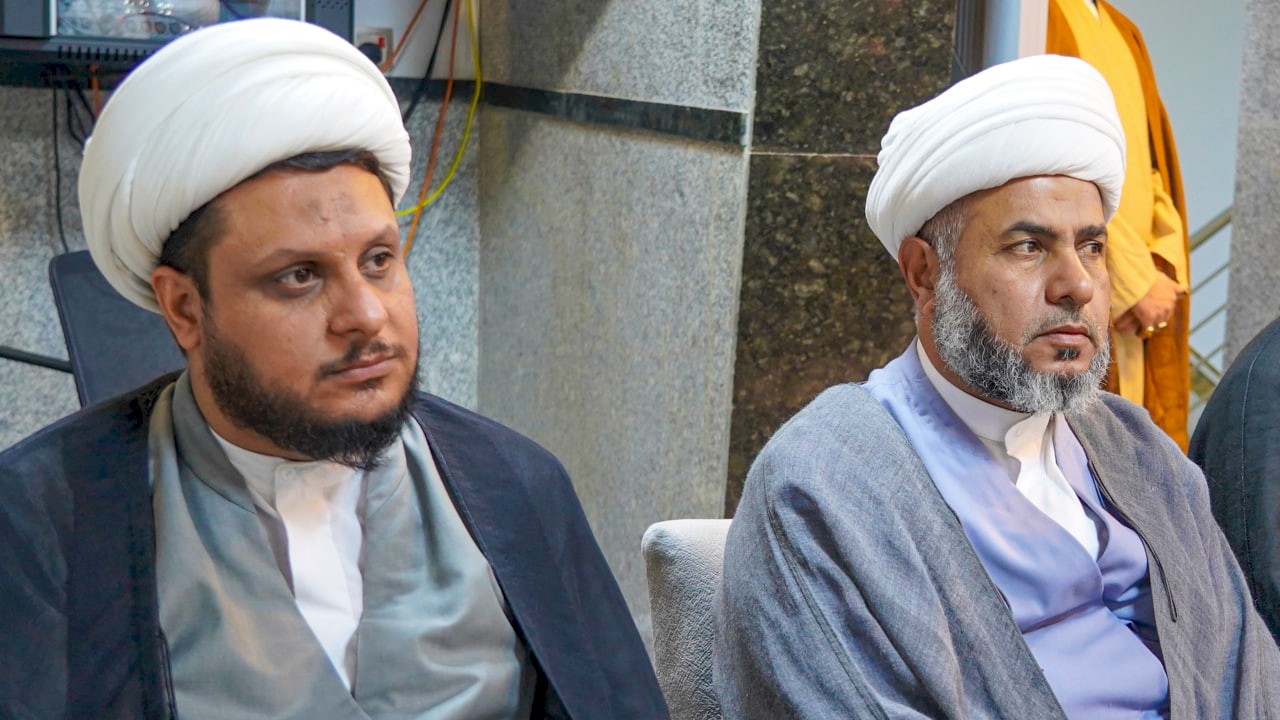 مركز تراث الحلّة يحضر النّدوة العلميّة الرابعة لمركز الصادقين في النّجف الأشرف