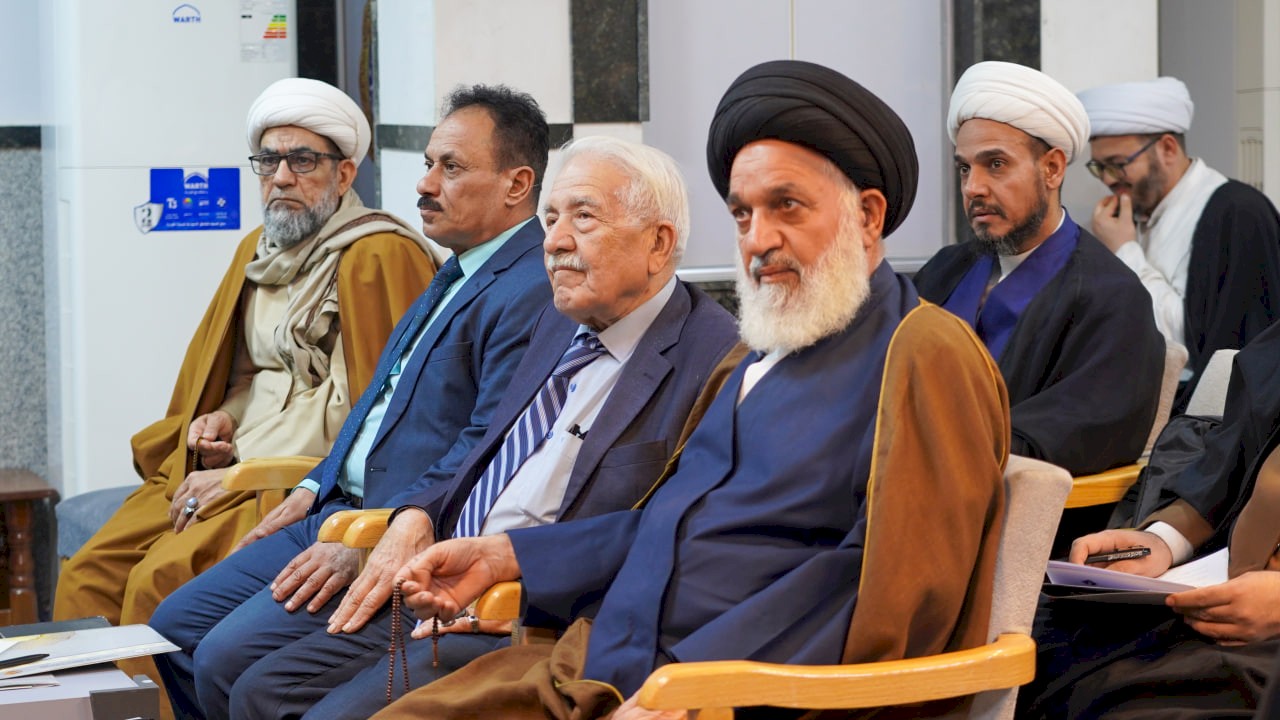 مركز تراث الحلّة يحضر النّدوة العلميّة الرابعة لمركز الصادقين في النّجف الأشرف