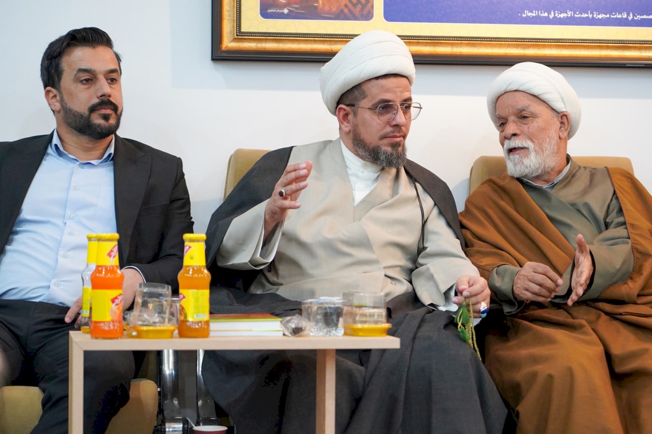 وفد مركز تراث الحلّة يشارك في المؤتمر العلميّ التمهيديّ الأوّل لإحياء ألفيّة الحوزة العلميّة في النجف الأشرف