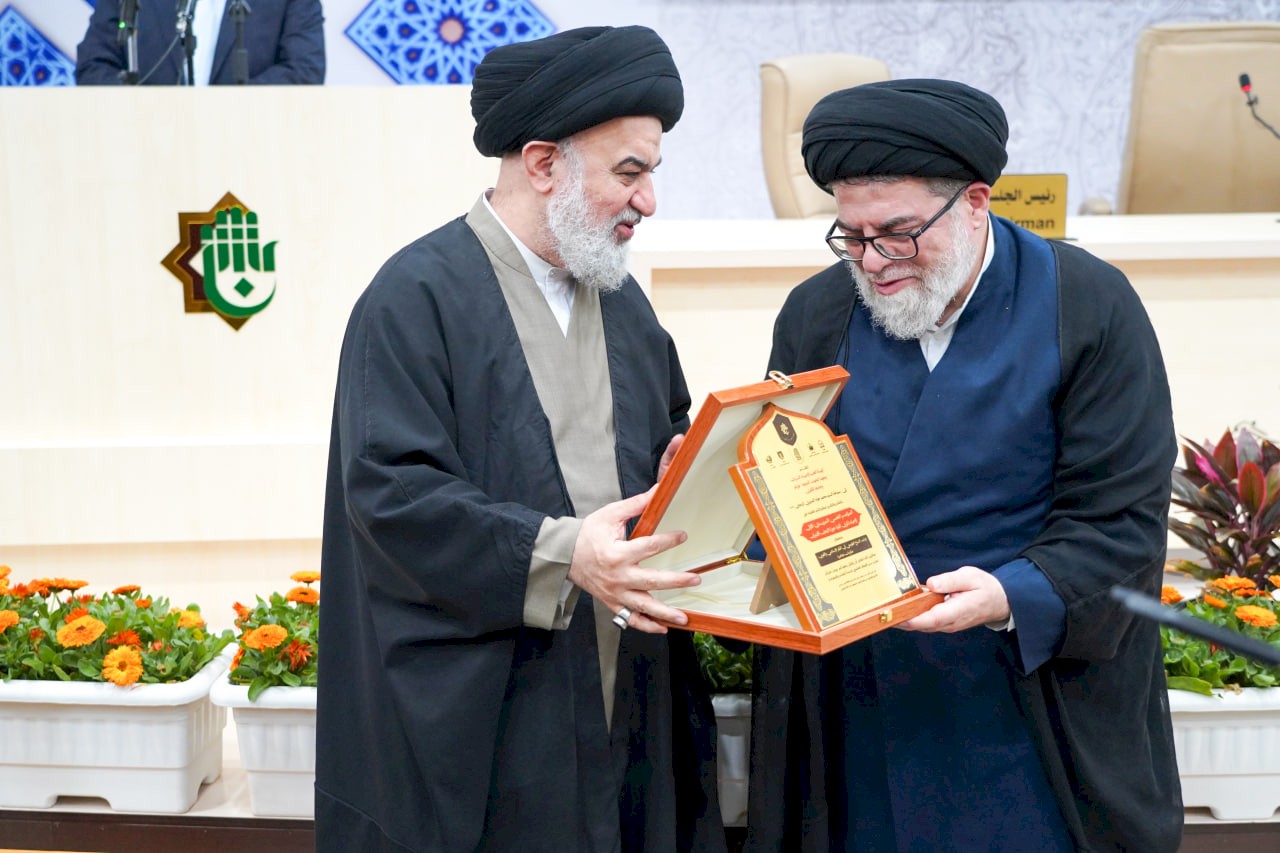 وفد مركز تراث الحلّة يشارك في المؤتمر العلميّ التمهيديّ الأوّل لإحياء ألفيّة الحوزة العلميّة في النجف الأشرف