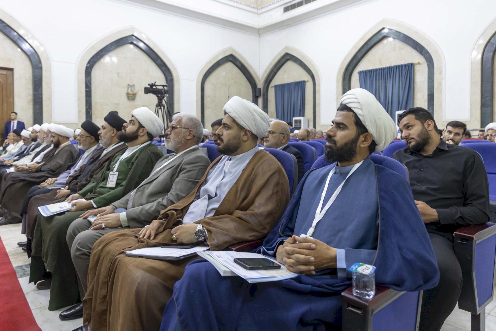 برعاية العتبتين المقدستين.. اختتام فعاليات مؤتمر القرآن والعترة الدولي الأول في محافظة بابل