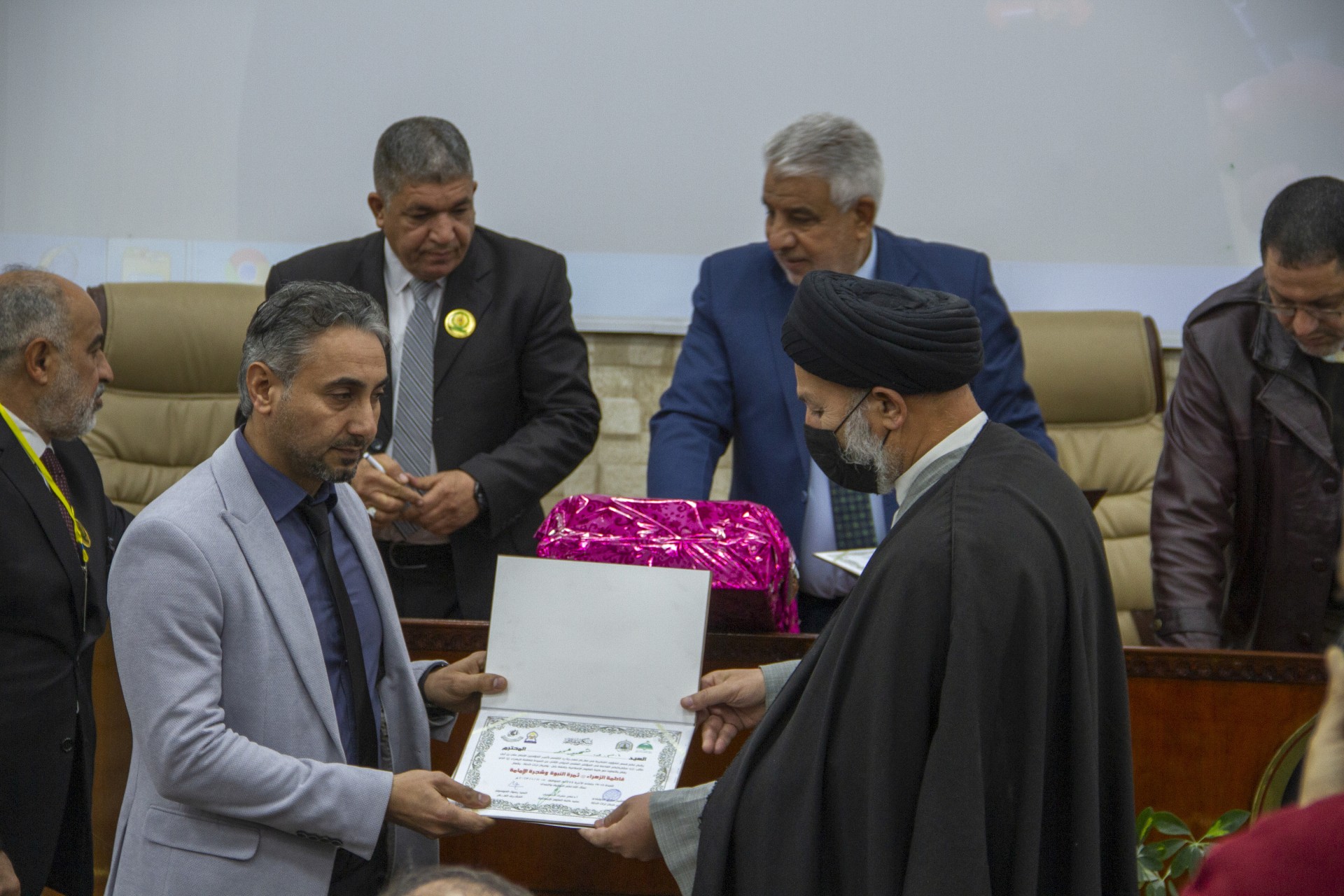 تقرير مصور عن فعاليات المؤتمر العلمي الدولي الثاني عن سيدة نساء العالمين الزهراء (عليها السلام)
