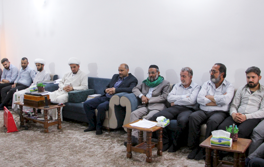 إدارةُ مركز تراث الحِلَّة تجتمع بكوادرها