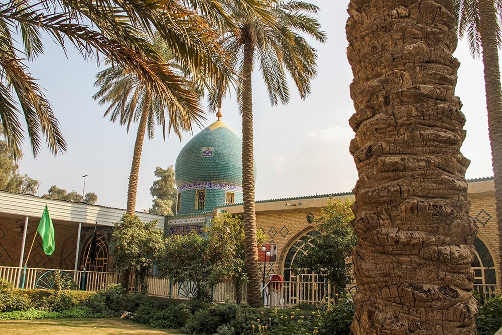 أسباب ظهور وازدهار مدرسة الحلة العلمية