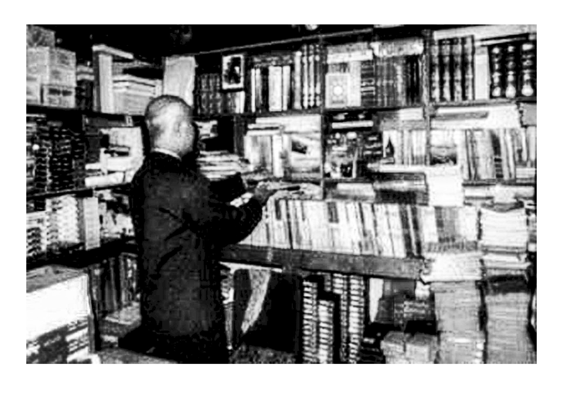 نشأت شارع المكتبات في الحلة