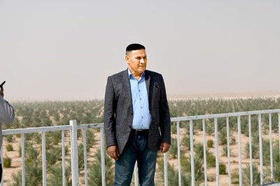 وفد من مركز تراث الجنوب برئاسة الدكتور الشرهاني يهدي إلى مزرعة الساقي فسائل نخيل من الأنواع المعروفة في محافظة ذي قار (الشويثي الأصفر).