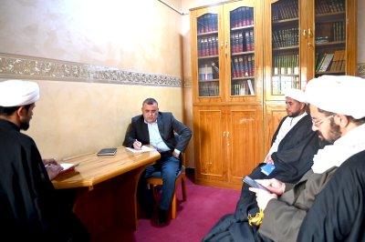 إدارة مركز تراث الجنوب تعقد اجتماعاً مع مسؤولي وحداتها