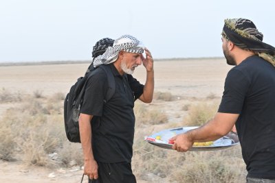 بالصور: مركز تراث الجنوب يستمر بتقديم الخدمات للزائرين عبر موكب (جنوب الولاء لحامل اللواء)