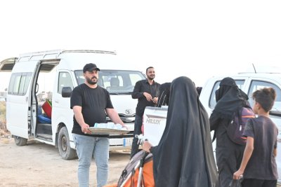 بالصور: مركز تراث الجنوب يستمر بتقديم الخدمات للزائرين عبر موكب (جنوب الولاء لحامل اللواء)