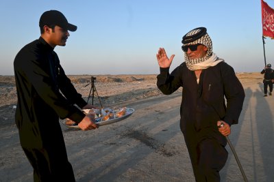 فعاليات موكب (جنوب الولاء لحامل اللواء) الخدمي مستمرة لليوم التاسع على التوالي.