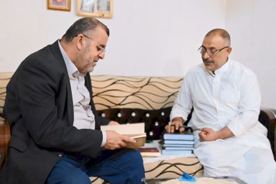 لبحث مشاريع علمية مشتركة .. وفد من مركز تراث الجنوب يزور الباحث (مجاهد منعثر)