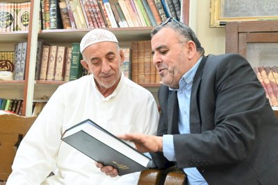 وحدة الدراسات تسبر أغوار المخطوط وتنقب في سيرة آل حيدر