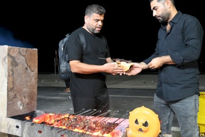 موكب (جنوب الولاء) يفتتح خدمته ويوزع وجبات الإفطار لزائري الأربعينية